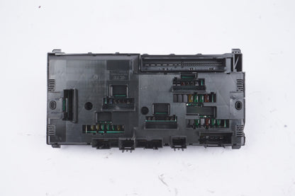 2015 - 2018 BMW X4 N20 Power Distribution Relay Fuse Box Unit Module OEM