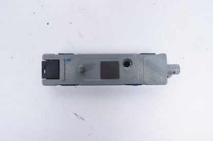W207 C207 Mercedes 14-17 E Class Coupe Antenna Amplifier 2079053300