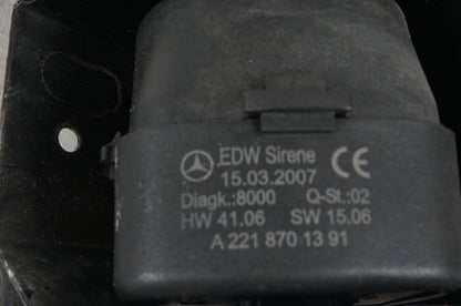 07-13 Mercede W221 S550 S63 AMG Anti Theft Alarm Horn Siren 2218701391 OEM