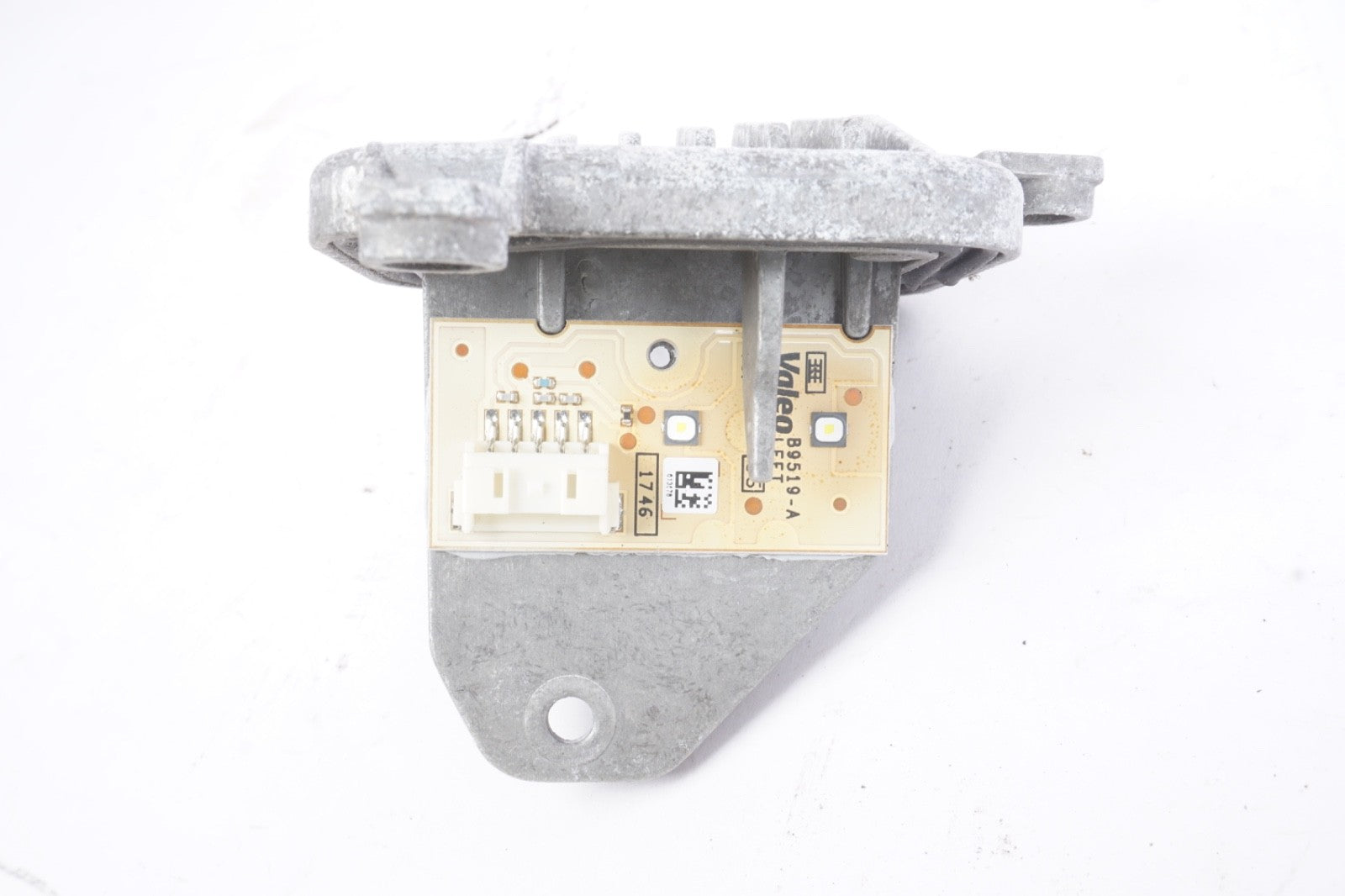 2018 - 2022 BMW X2 FRONT LEFT DRIVER LED RUNNING LIGHT LAMP CONTROL MODULE