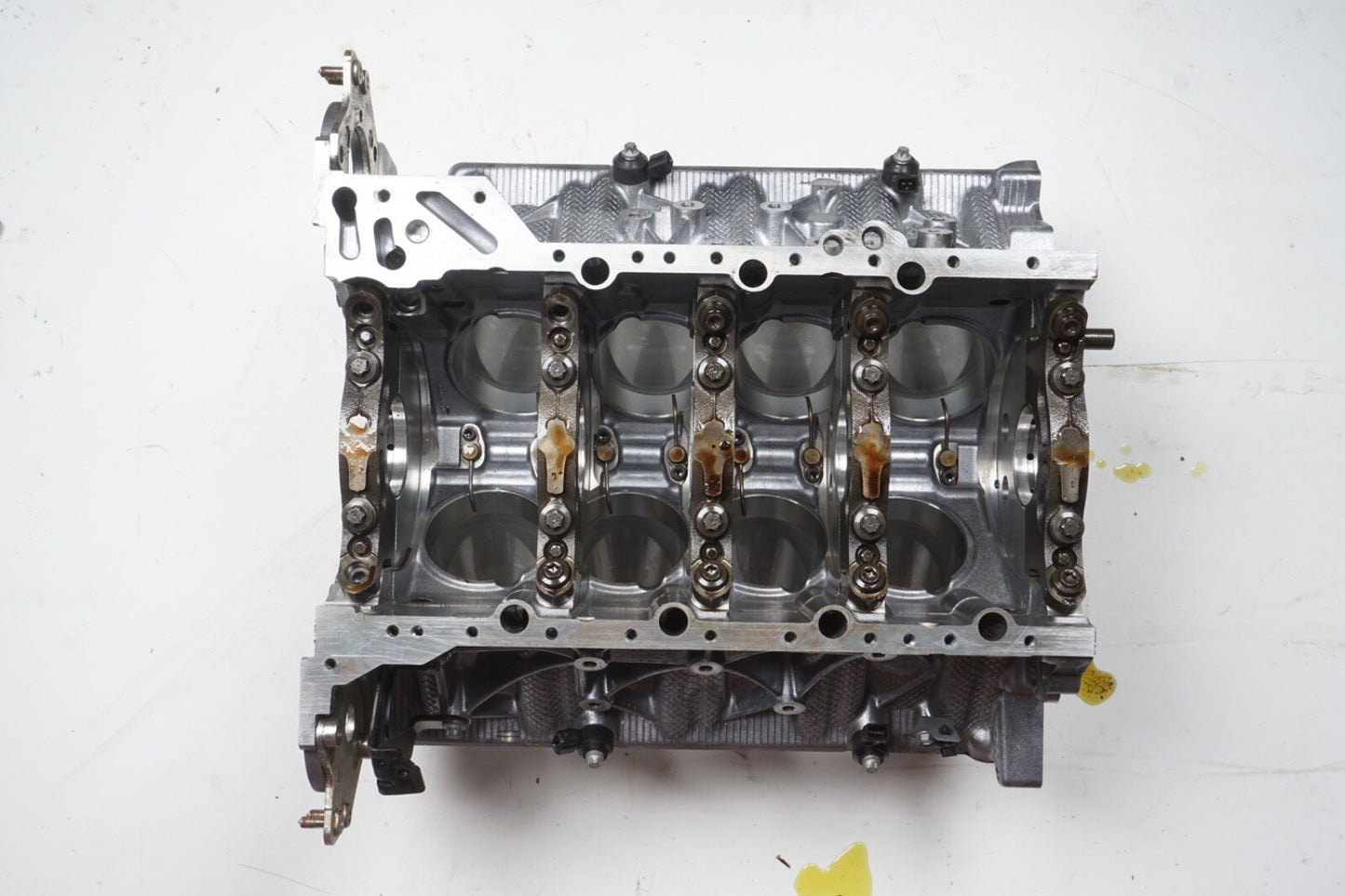 2011-2016 BMW 550I F10 ENGINE CYLINDER BLOCK HOUSING OEM