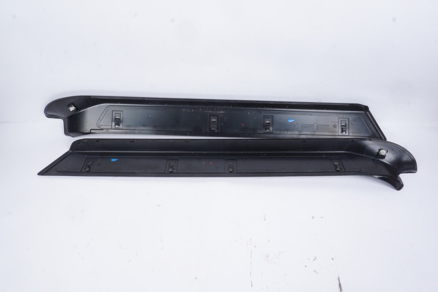 10-16 Mercedes E350 E550 W207 Convertible Left Right Door Sill Scuff Plate Trim