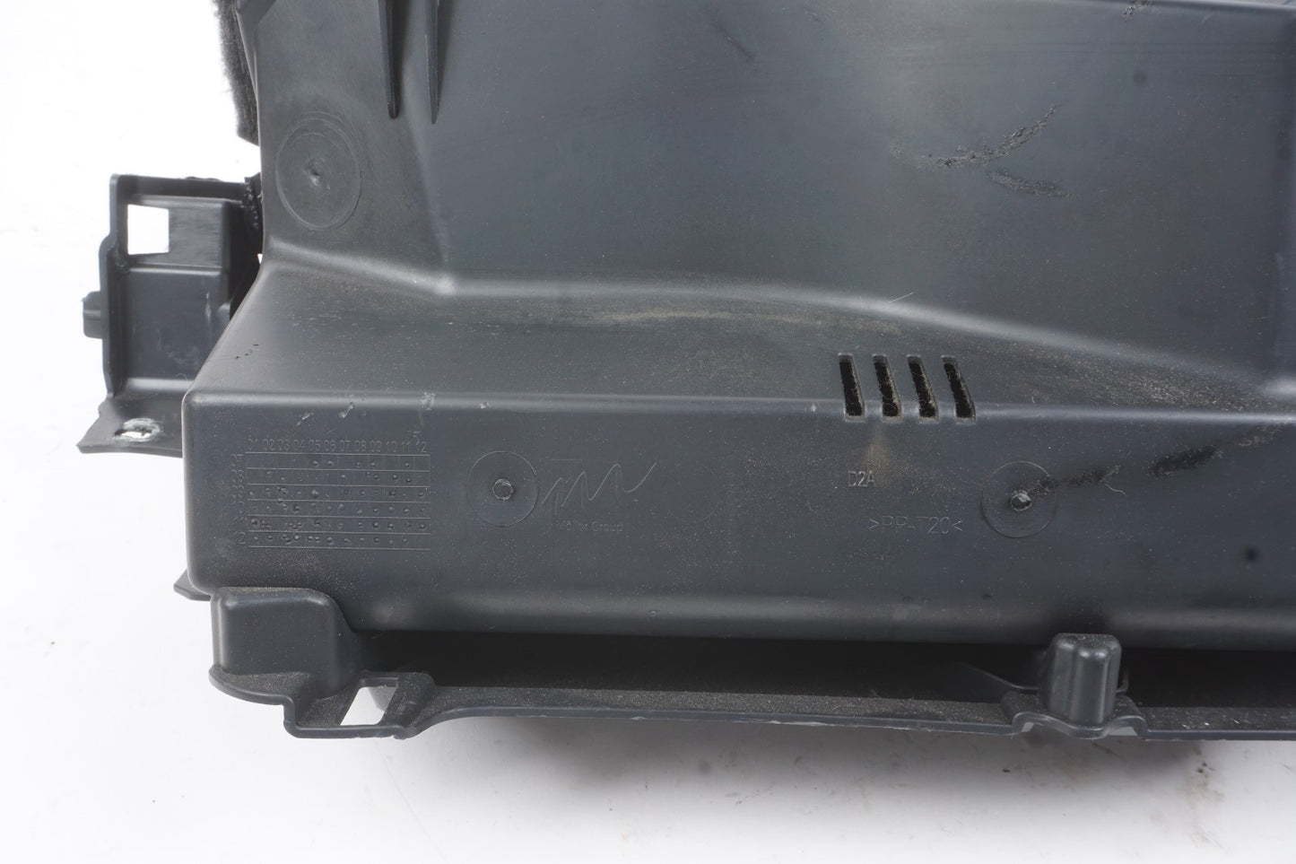 10-13 Mercedes W207 E350 E550 Coupe Dashboard Glove Box Compartment  OEM