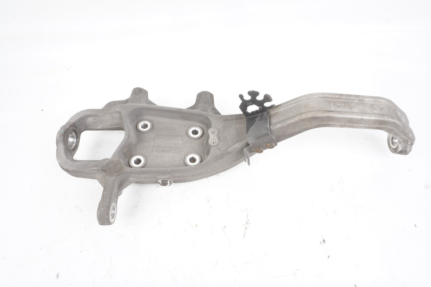 2014 - 2019 Maserati Ghibli Front Right Passenger Side Spindle Knuckle Hub OEM