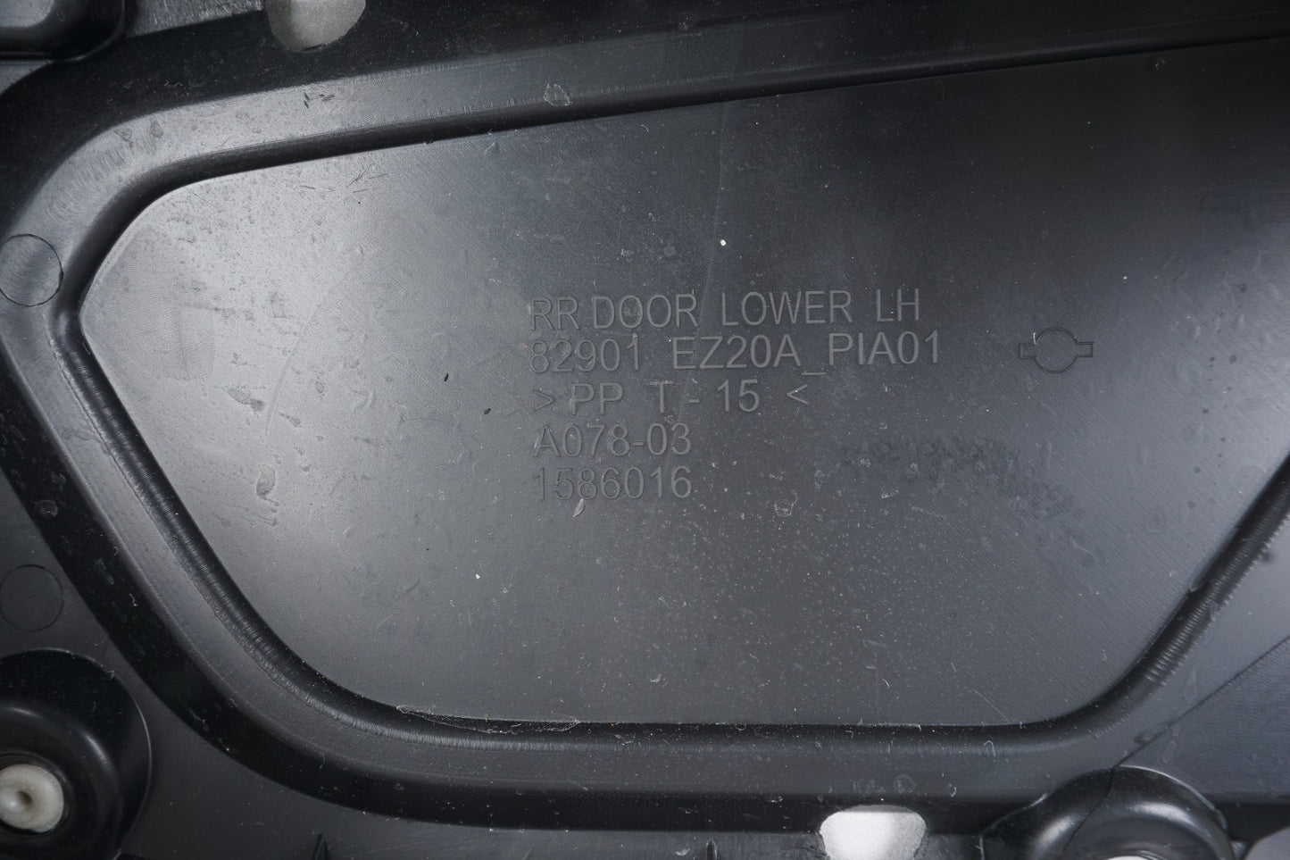 2019 - 2021 NISSAN TITAN REAR LEFT SIDE DOOR TRIM COVER PANEL BLACK OEM