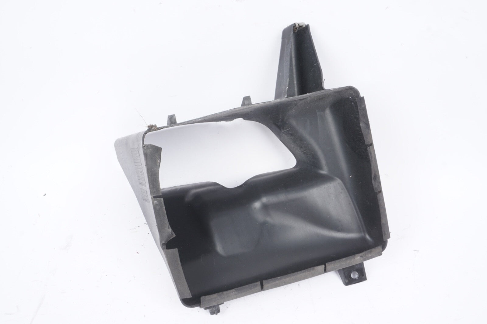 2012 - 2015 BMW 650i F06 LEFT DRIVER FRONT INTERCOOLER AIR INLET DUCT SHROUD OEM