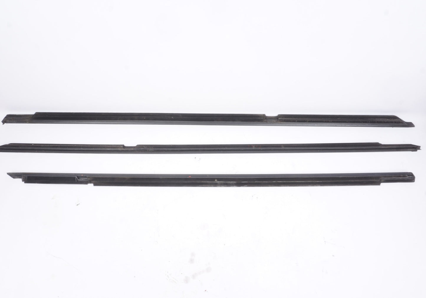 07-13 MERCEDES S550 Rear Front Door Window Weather-Strip Belt Molding OEM
