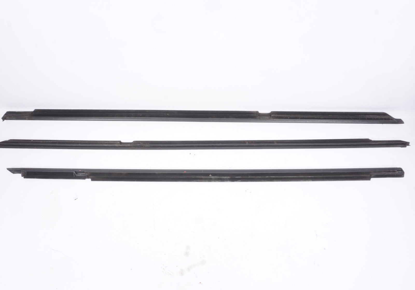 07-13 MERCEDES S550 Rear Front Door Window Weather-Strip Belt Molding OEM