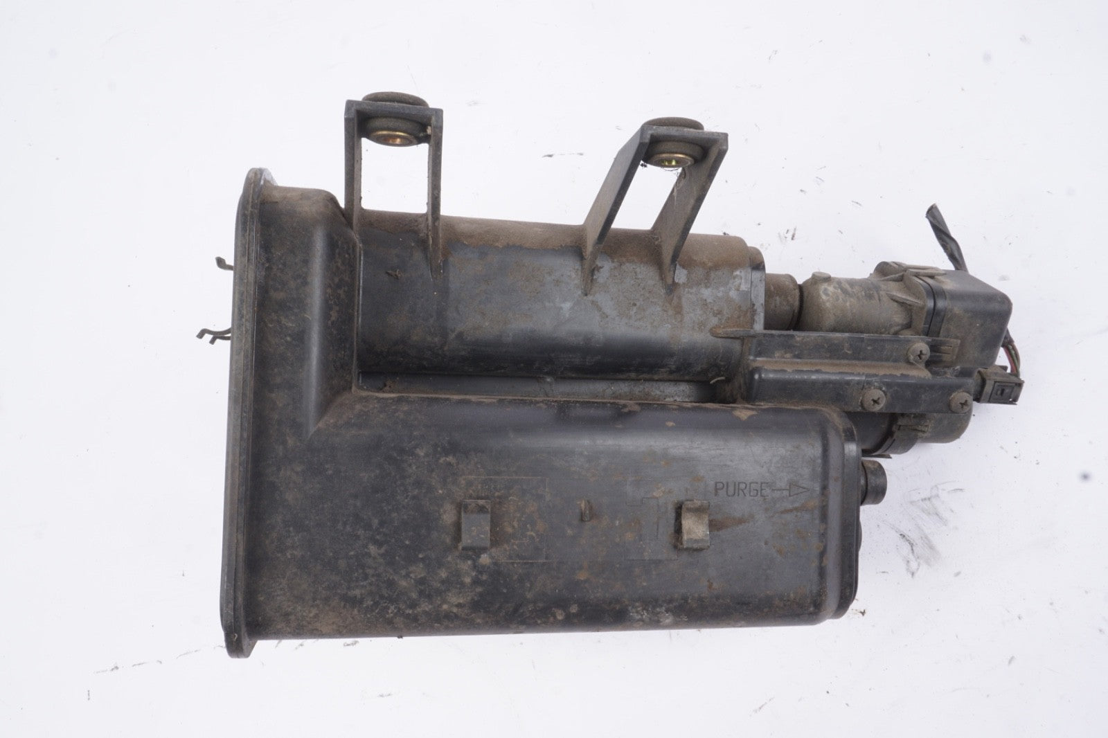 03-08 BMW Z4 E85 E86 Fuel Vapor Emissions Charcoal Canister 6758019 OEM