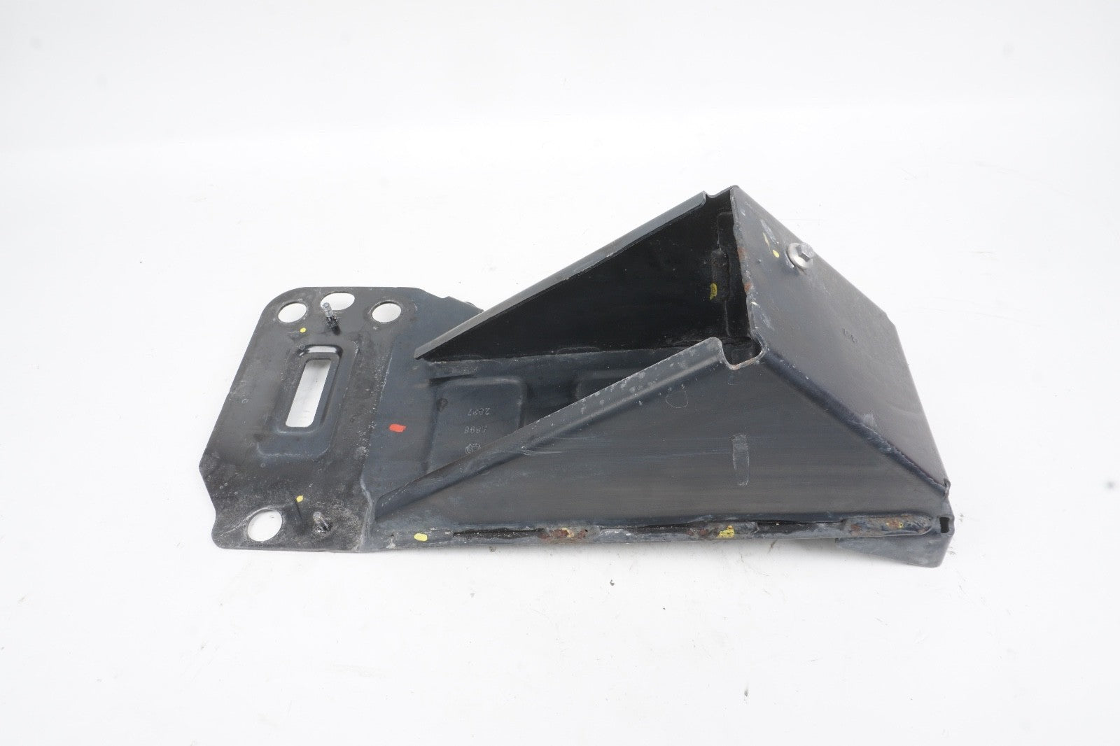 2017 - 2019 ALFA ROMEO GIULIA FRONT LEFT SIDE BUMPER MOUNT SUPPORT BRACKET OEM