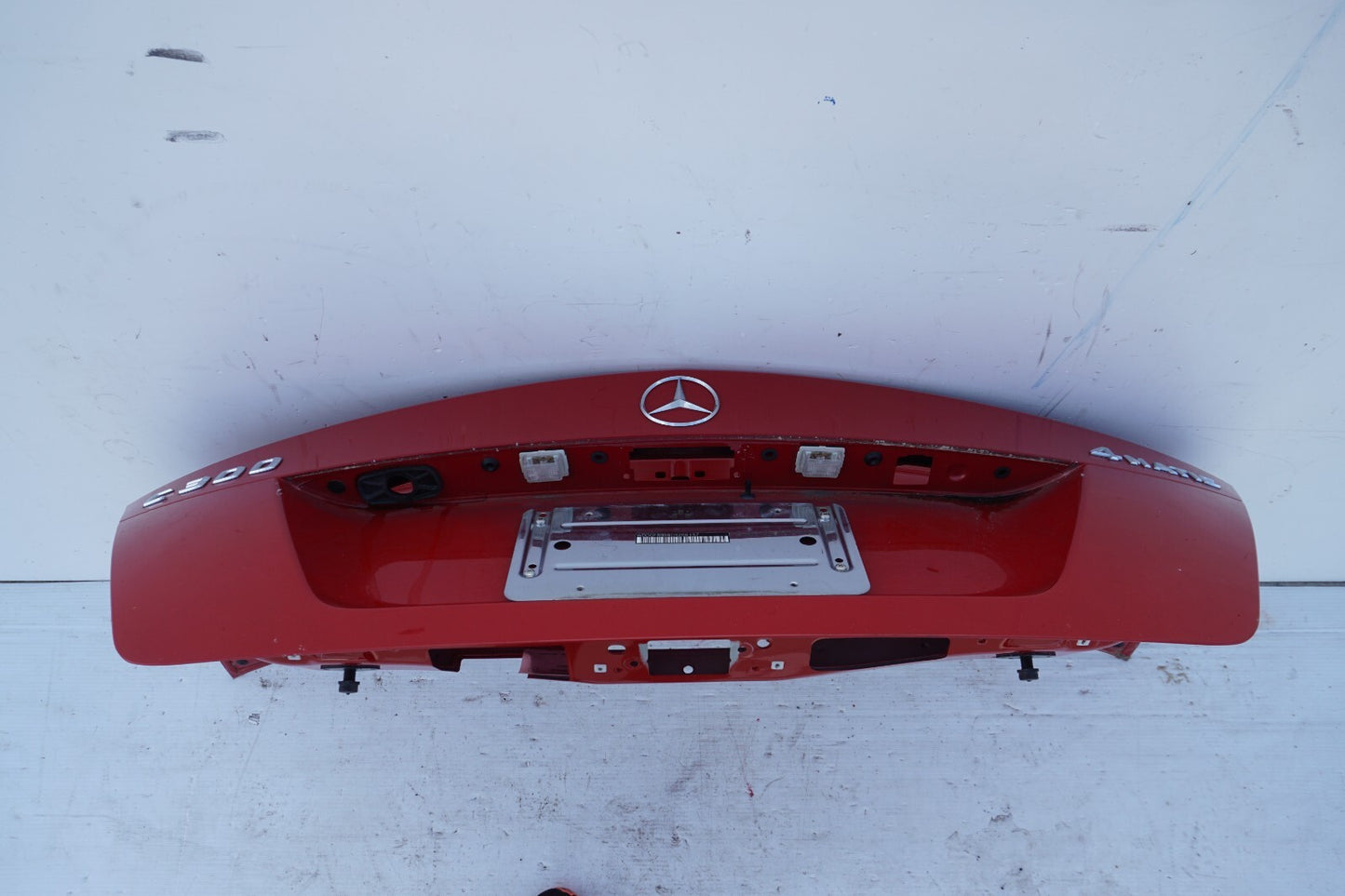 08 - 14 Mercedes W204 C300 C250 TRUNK LID OEM