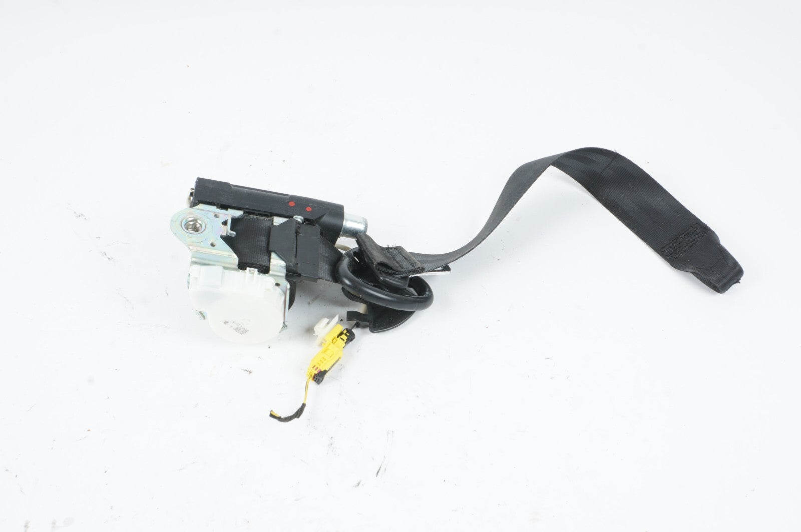 2009 - 2016 VOLKSWAGEN EOS FRONT RIGHT PASSENGER SEAT BELT RETRACTOR OEM