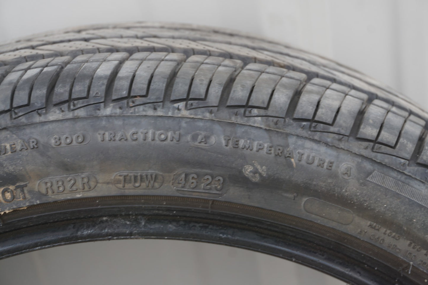 Used 235/40R18 Bridgestone Turanza Quiet Track 95V - 8/32