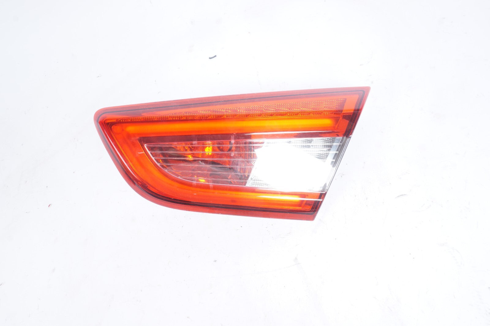 2014-2020 Maserati Ghibli Tail Light Inner Rear Right Passenger Side OEM