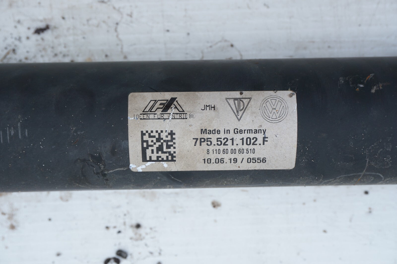 11-18 Porsche Cayenne 958 4.8l Rear Driveshaft 7P5521102F OEM