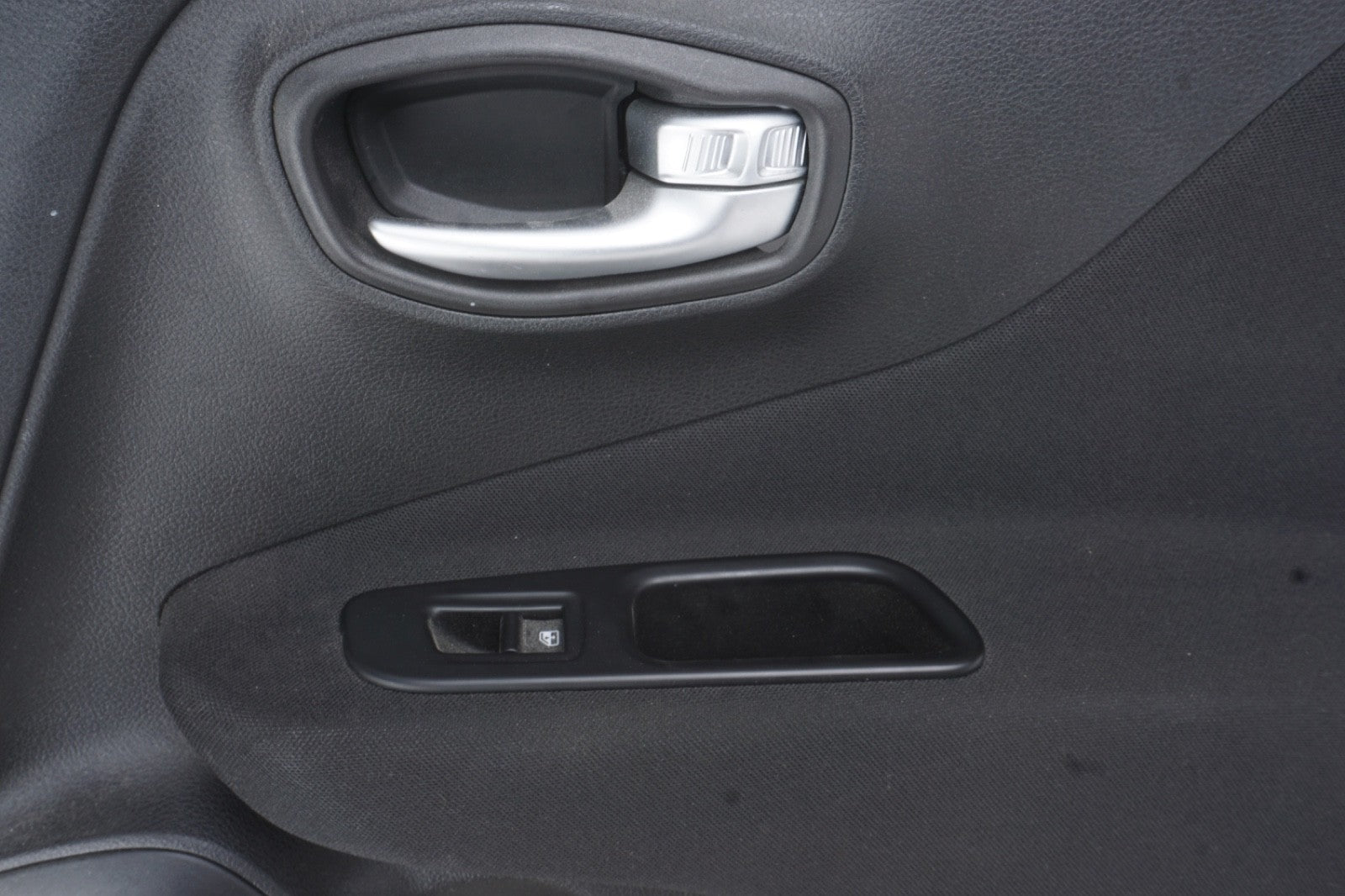 2015 - 2022 Jeep Renegade Rear Right Interior Door Trim Panel Black OEM