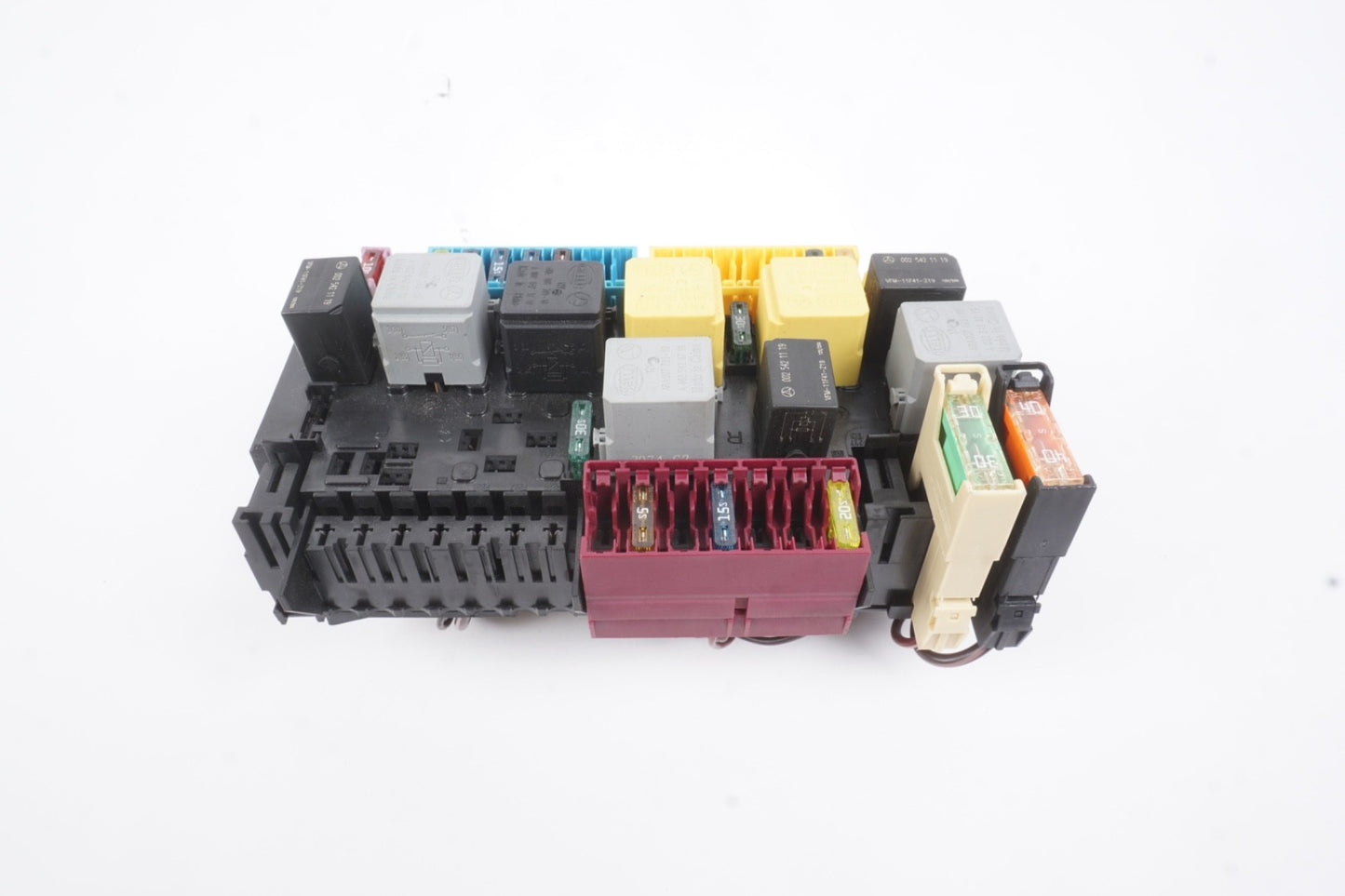2013 - 2016 Mercedes GL450 X166 Front Right Passenger Side Relay Fuse Box OEM