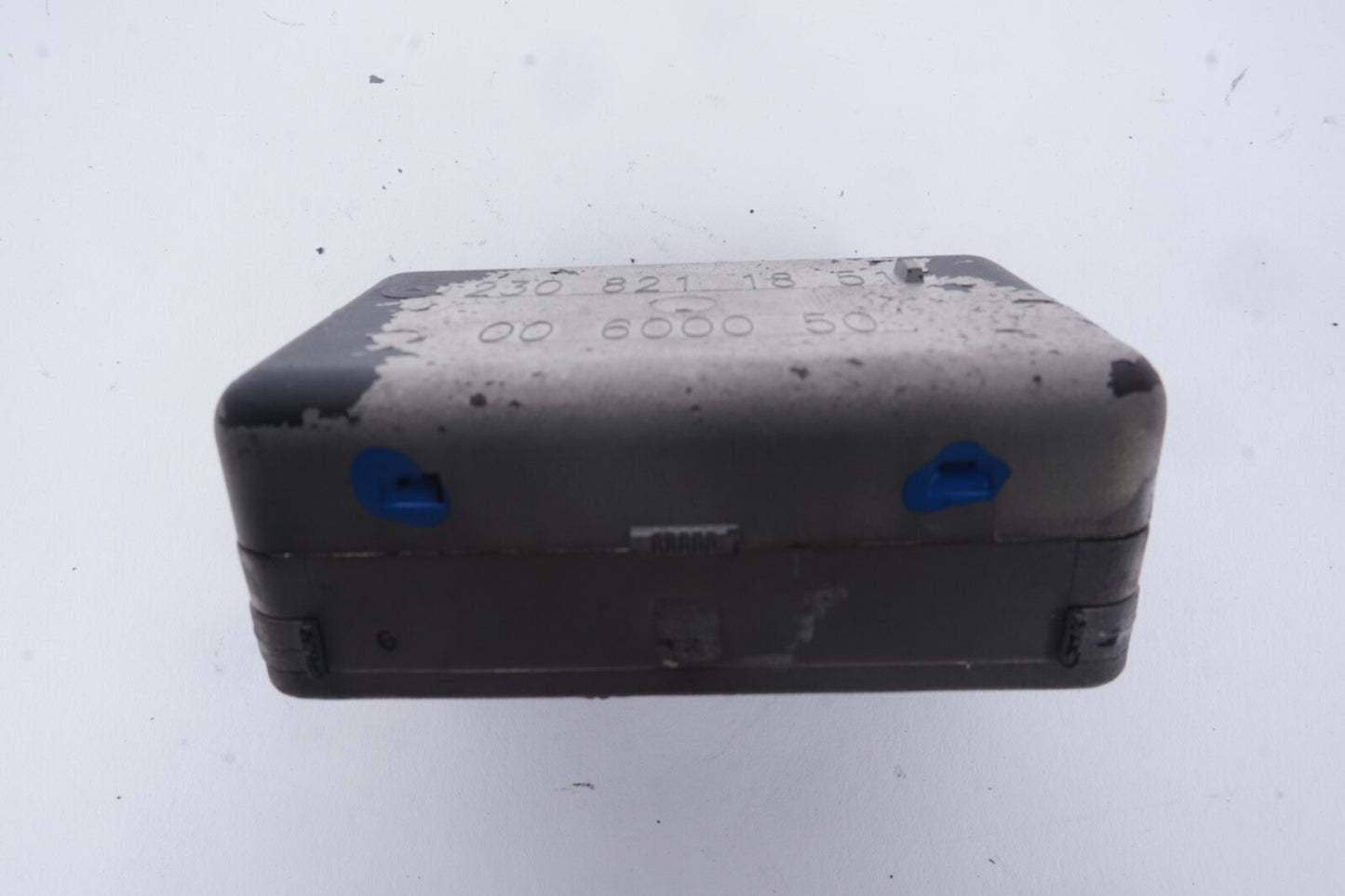 03-04 Mercedes SL500 SL55 AMG R230 Front Windshield Rain Sensor 2308211851 Oem
