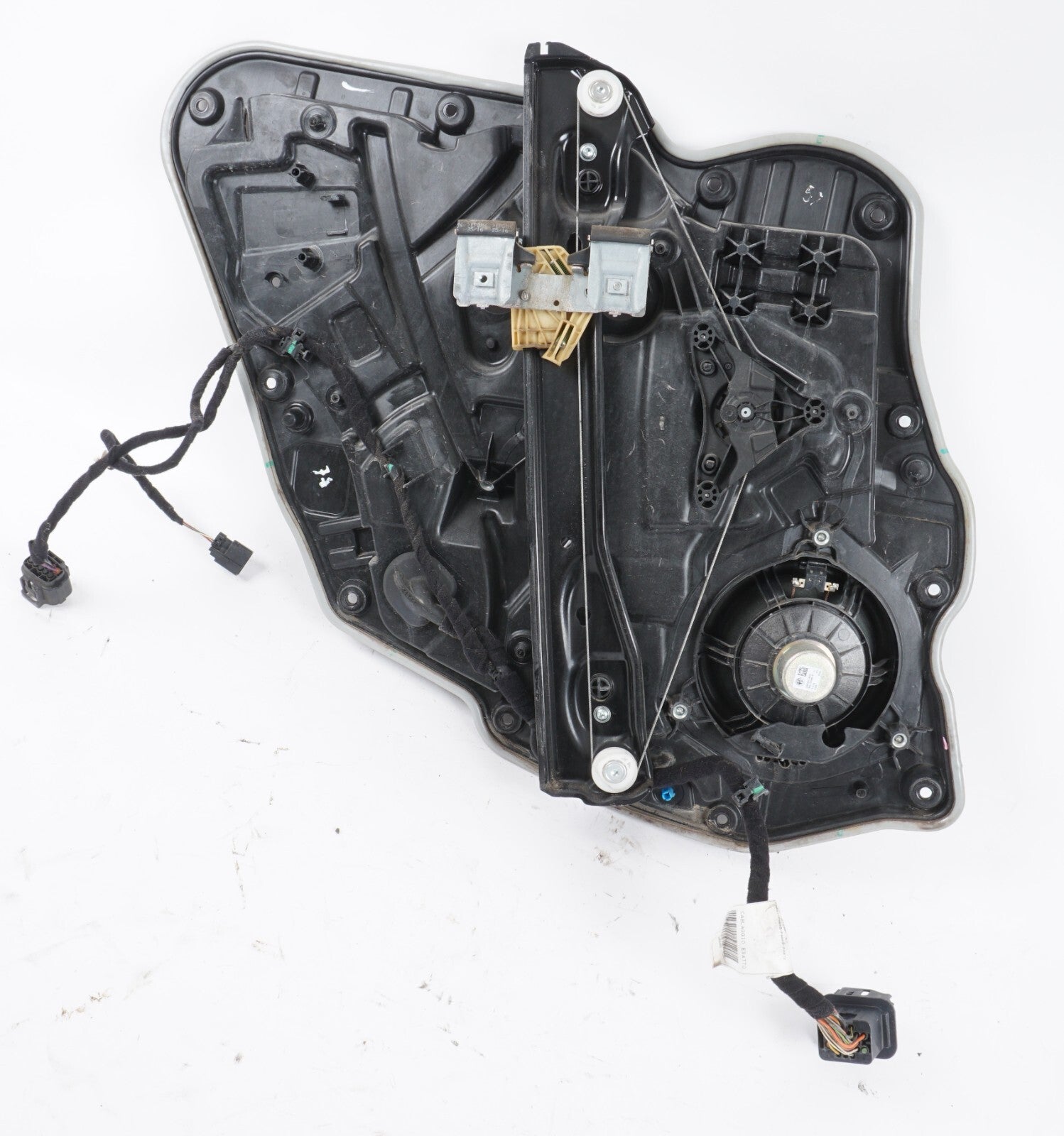 17 - 19 Alfa Romeo Giulia REAR RIGHT PASSENGER SIDE WINDOW REGULATOR PANEL OEM