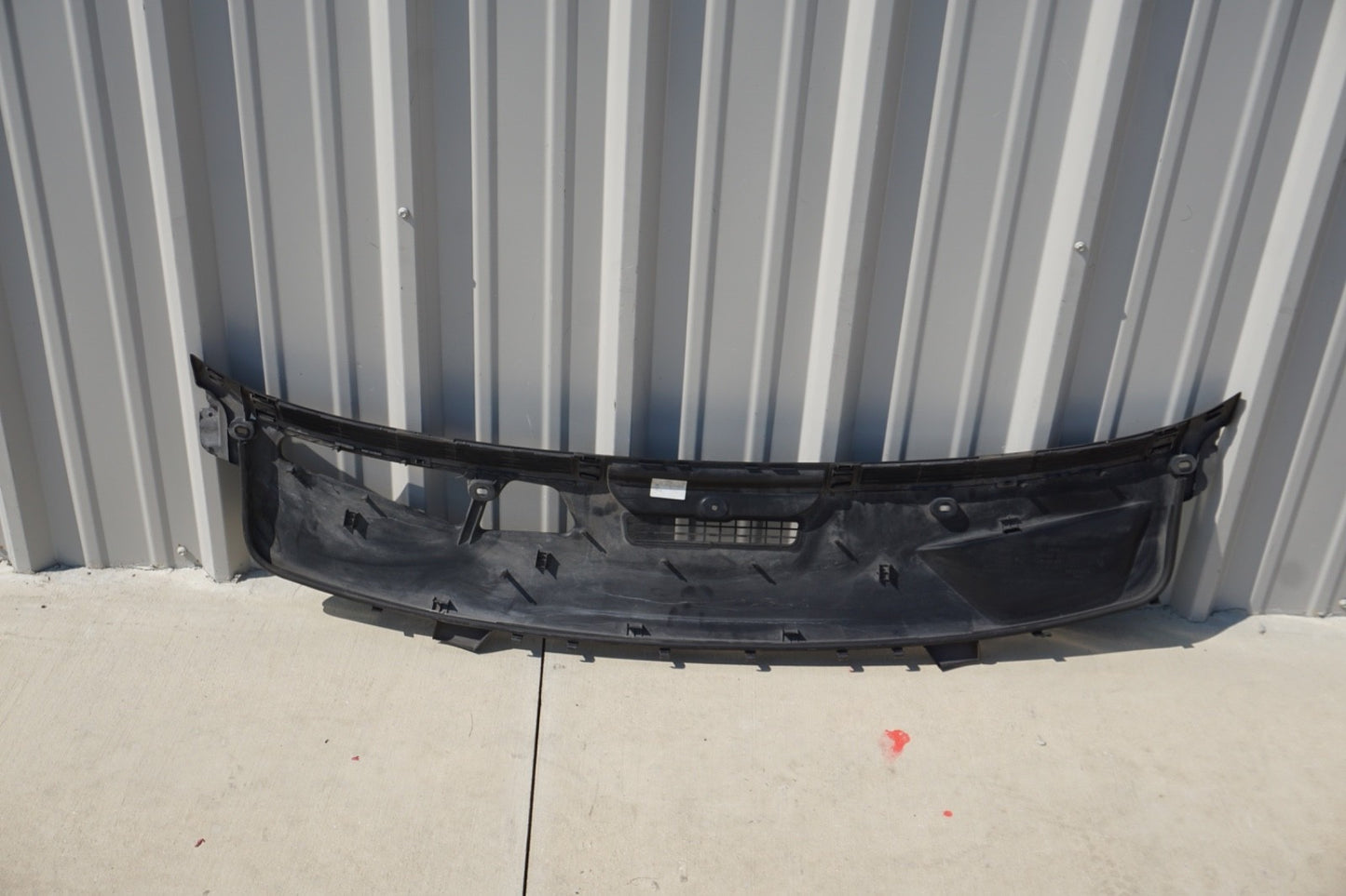 2014 - 2020 MERCEDES S560 S550 W222 WINDSHIELD WIPER COWL COVER PANEL GRILLE OEM