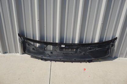 2014 - 2020 MERCEDES S560 S550 W222 WINDSHIELD WIPER COWL COVER PANEL GRILLE OEM
