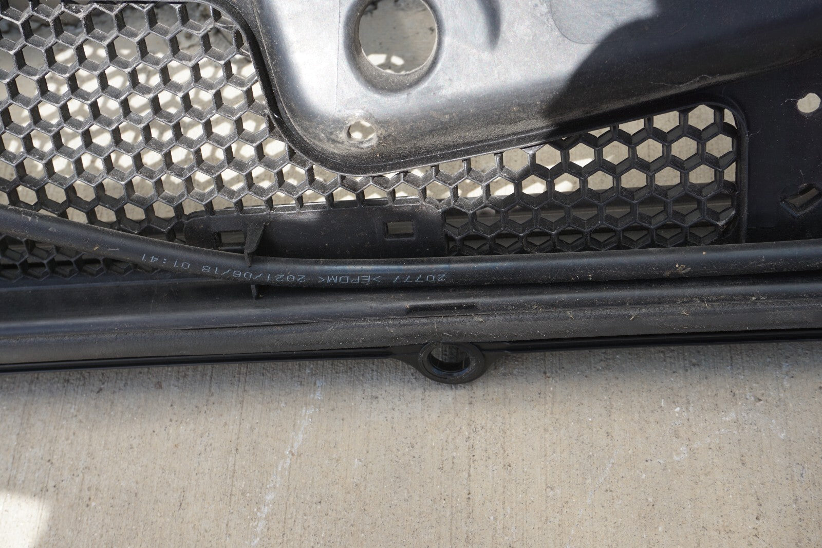 2021 - 2024 Polestar 2 Front Windshield Wiper Cowl Grille Vent Panel OEM