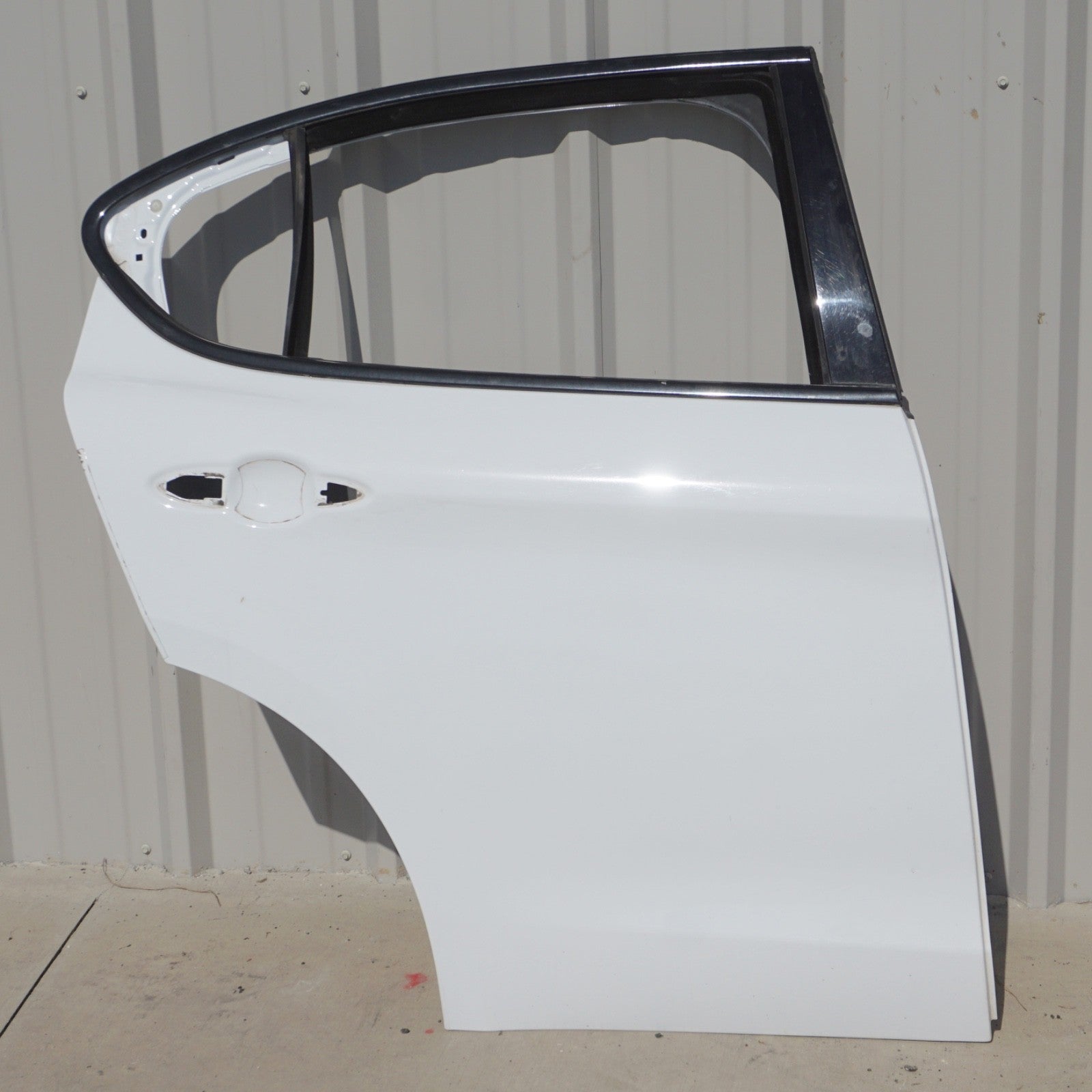 2017 - 2024 ALFA ROMEO STELVIO REAR RIGHT PASS EXTERIOR DOOR SHELL WHITE OEM