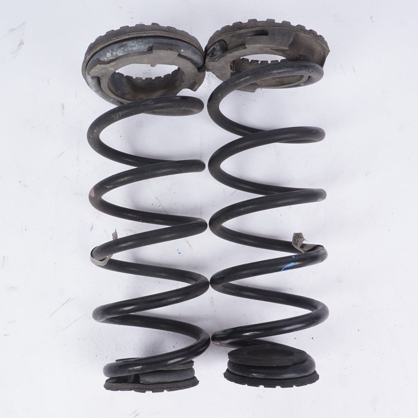 14 - 17 Fiat 500L Rear Coil Spring Left & Right OEM 36k