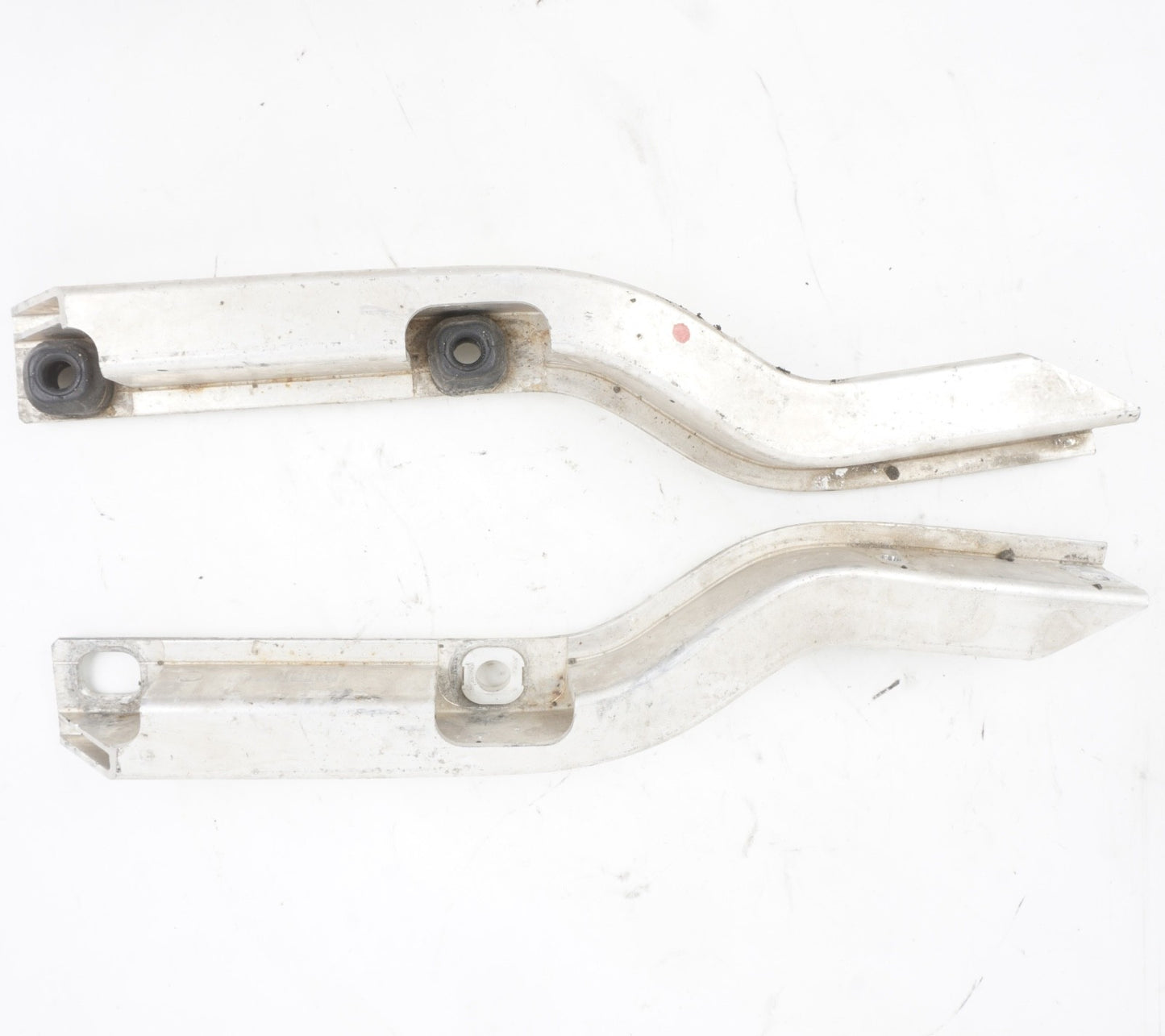 2012-2018 BMW F13 F06 650i 640i LEFT RIGHT FRONT BUMPER IMPACT ABSORBER BRACKET