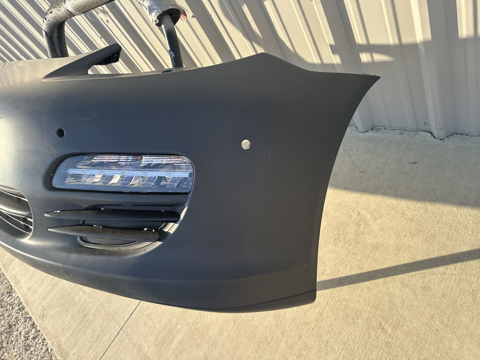 2010 - 2013 Porsche Panamera 970  Front Bumper Cover Grille Running Light