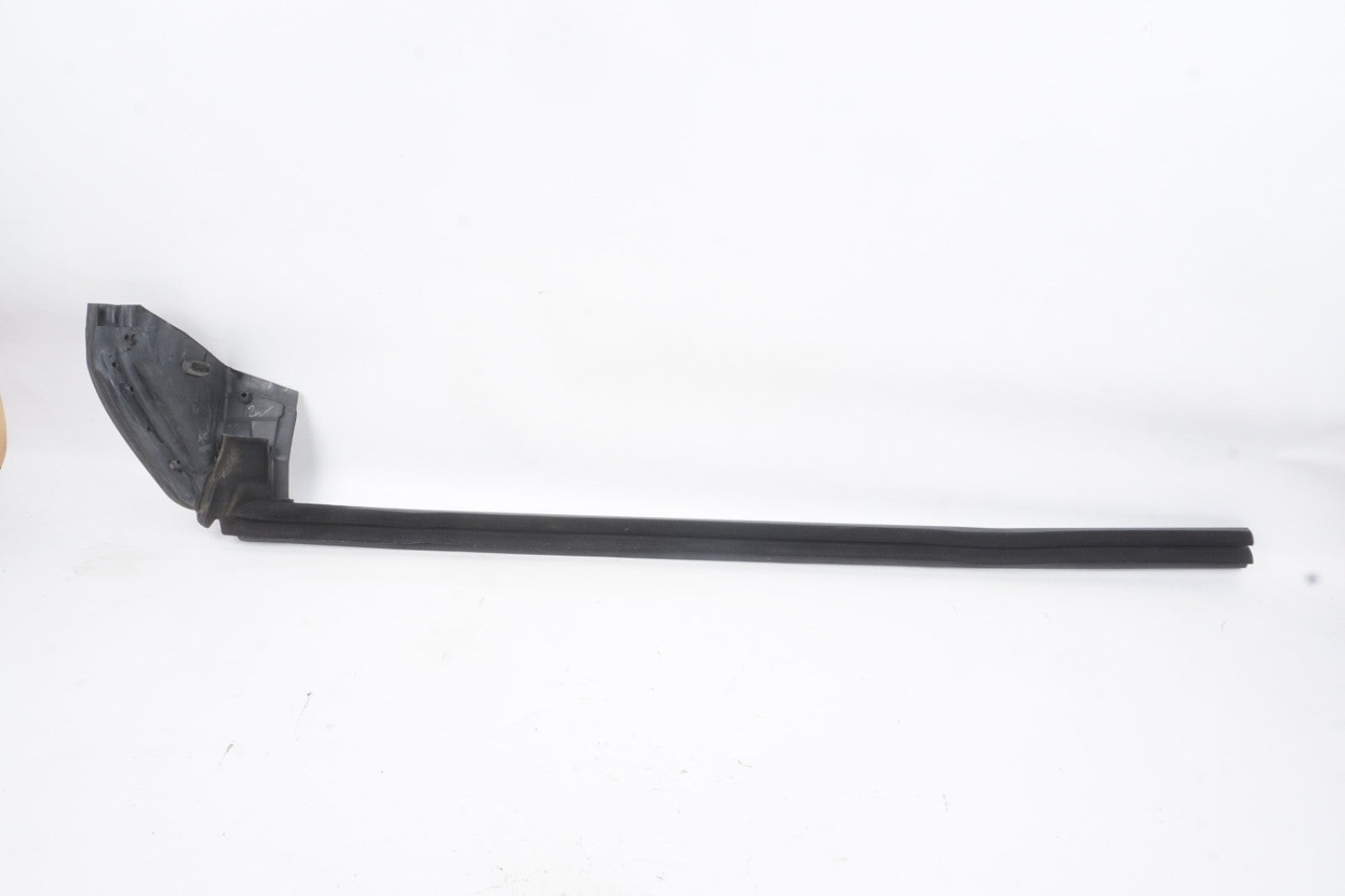 2012 - 2017 BMW 650i Front Left Windshield Trim Seal OEM
