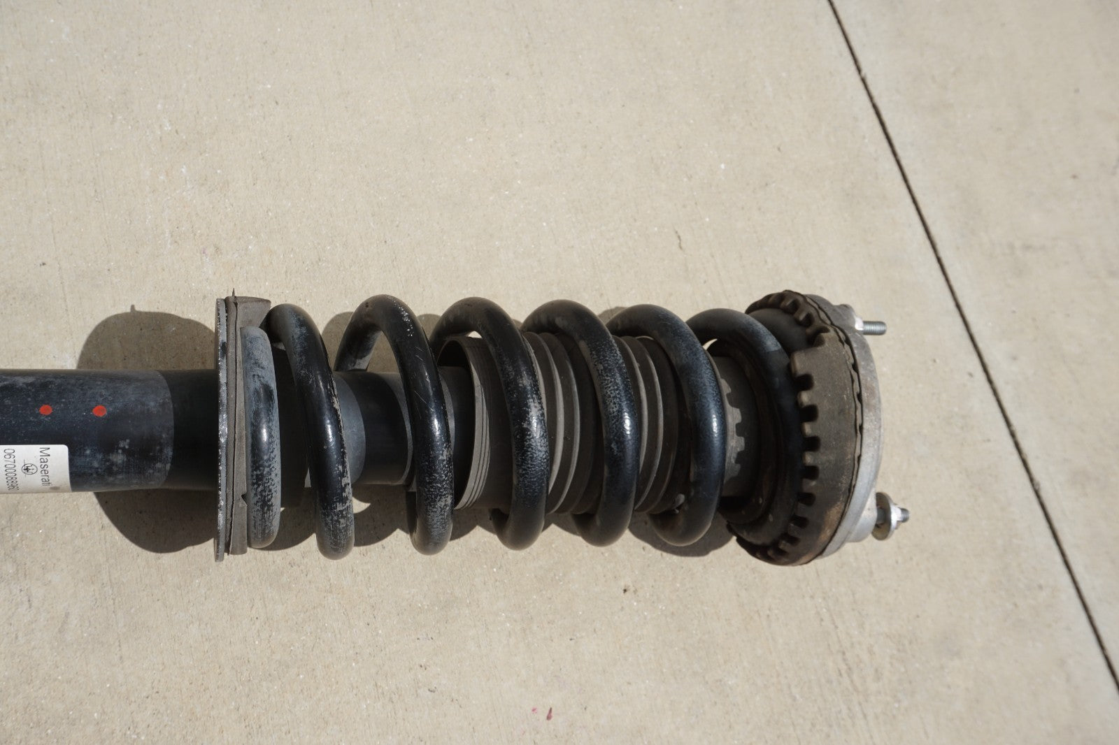 2014 - 2020 MASERATI GHIBLI FRONT RIGHT SHOCK ABSORBER SPRING STRUT OEM