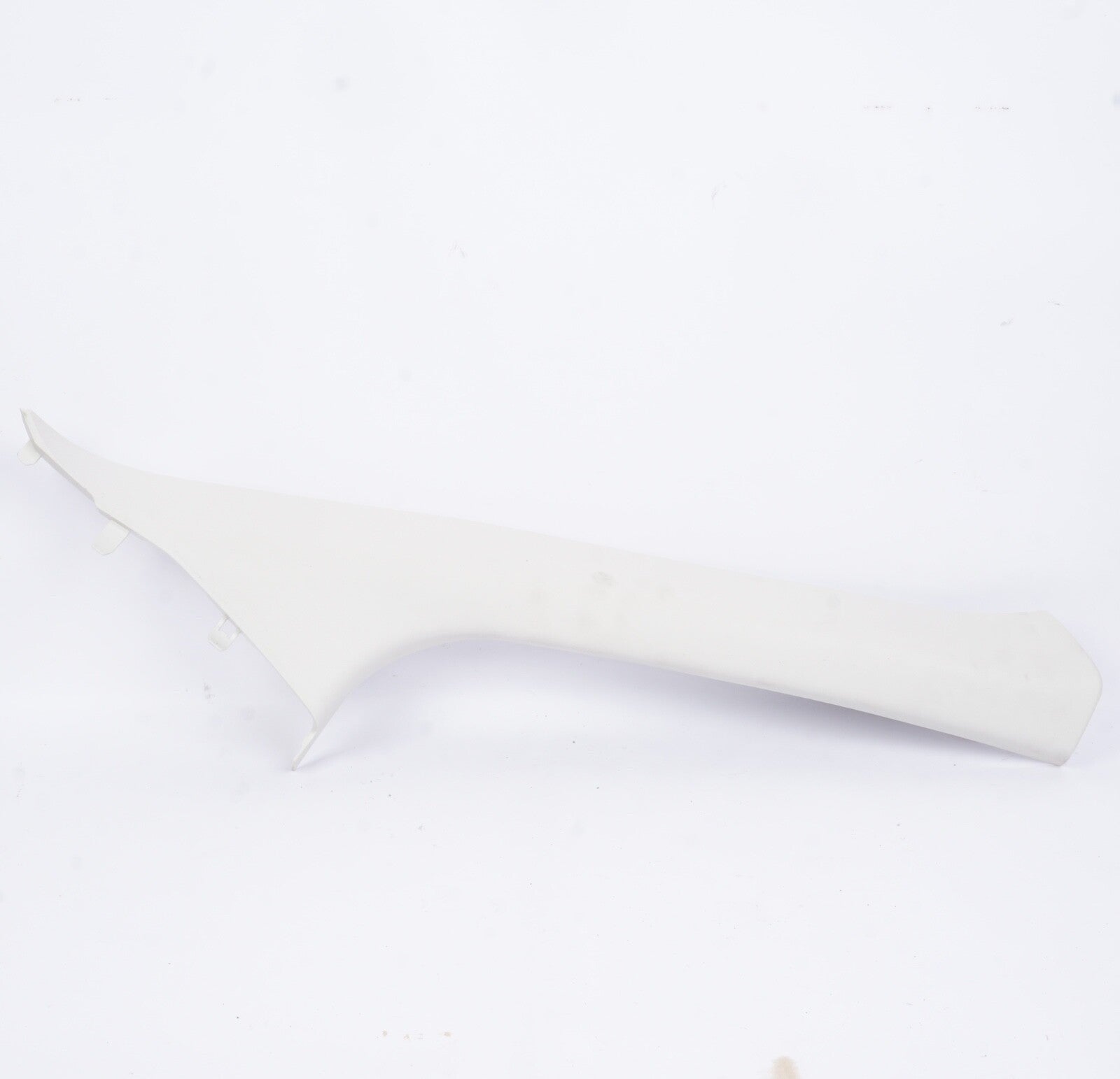 2012-2018 FORD FOCUS SEL FRONT RIGHT WINDSHIELD A PILLAR TRIM PANEL, OEM