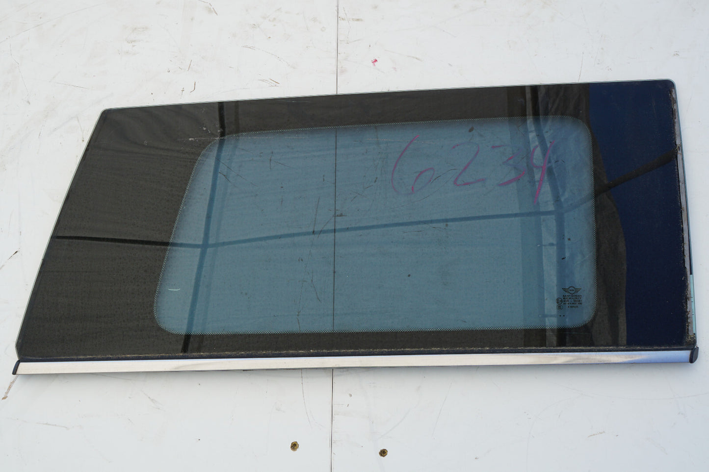 2008 - 2014 MINI COOPER CLUBMAN REAR RIGHT PASS SIDE QUARTER WINDOW GLASS OEM