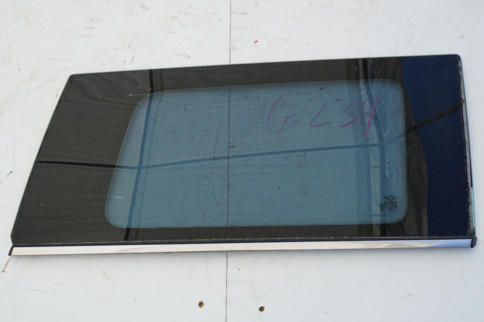2008 - 2014 MINI COOPER CLUBMAN REAR RIGHT PASS SIDE QUARTER WINDOW GLASS OEM