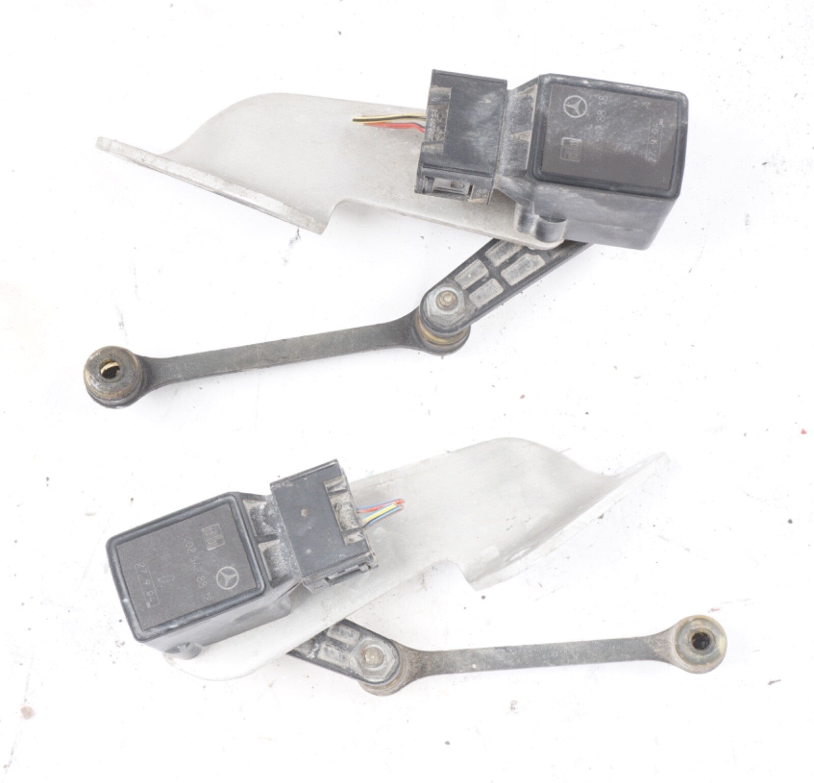 03-12 Mercedes R230 SL55 SL500 Rear Suspension Level Sensor Link Rod Set OEM 