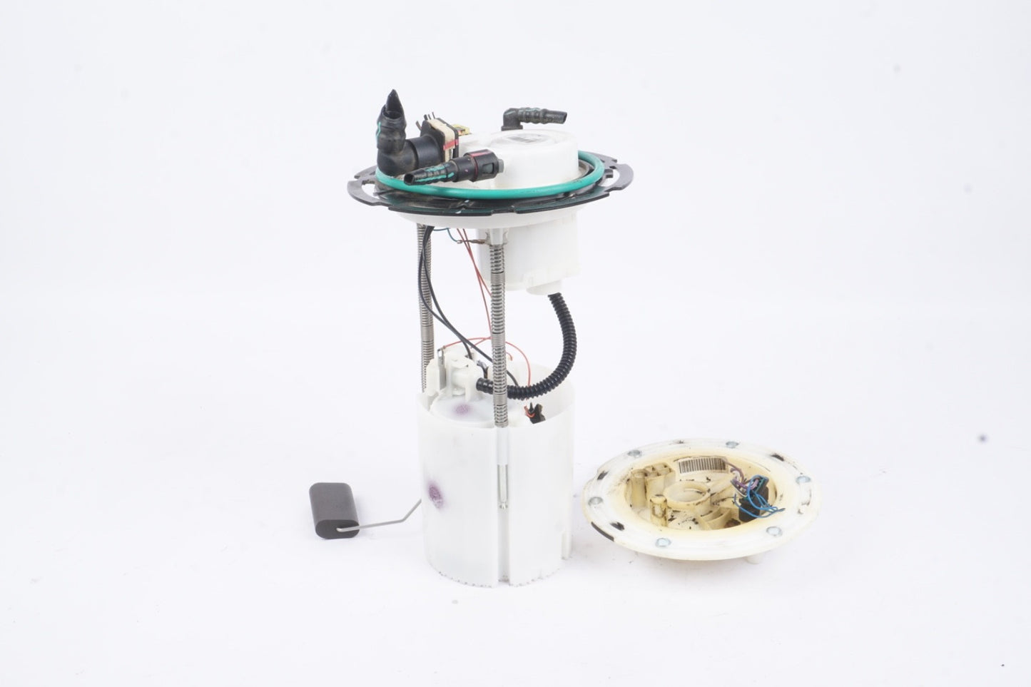 10 - 15 Mercedes W207 E350 Gas Fuel Pump OEM