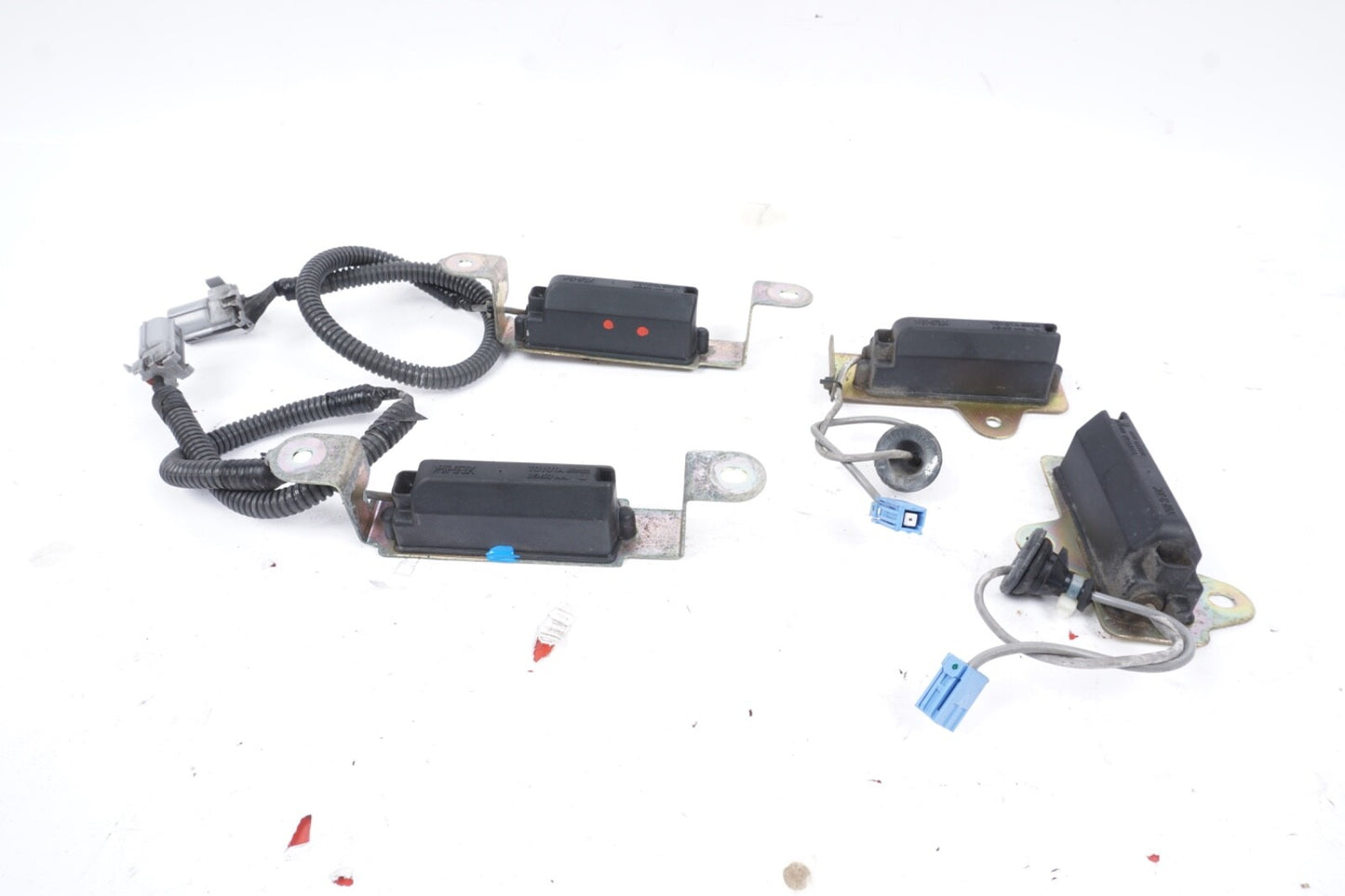 2002-2010 Lexus SC430 Front Rear Side Tire Pressure Sensor Module Relay Set of 4