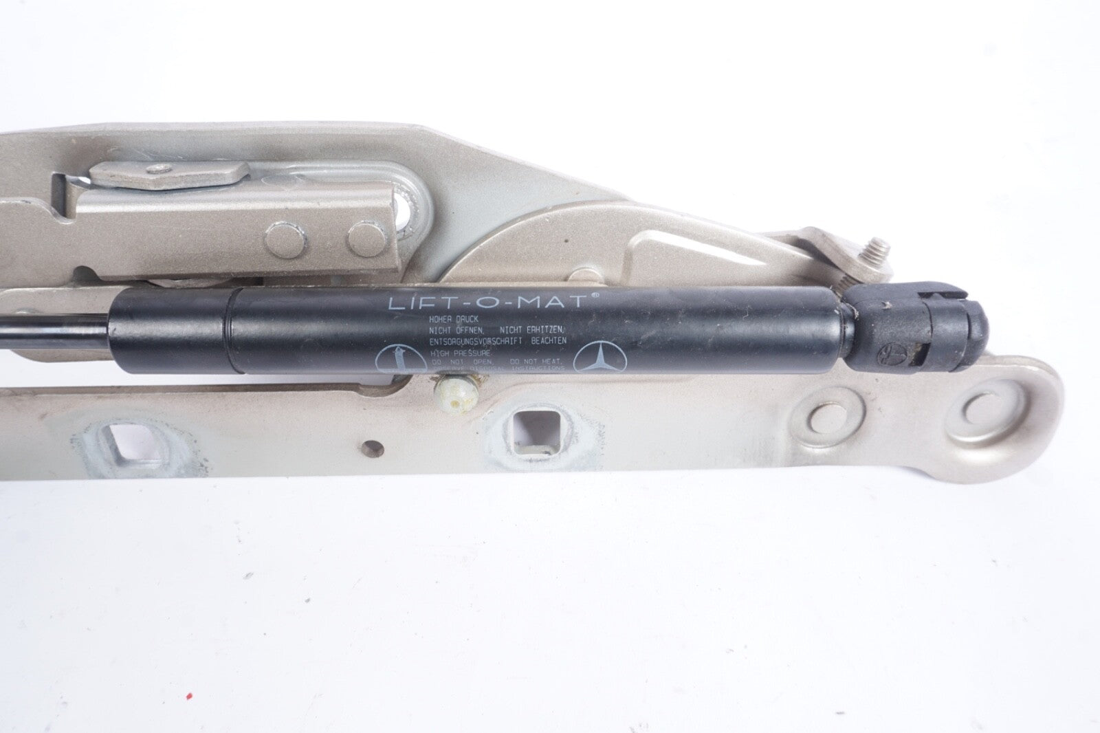 03-08 Mercedes R230 SL550 SL500 Left Driver Side Hood Hinge Support Bracket OEM