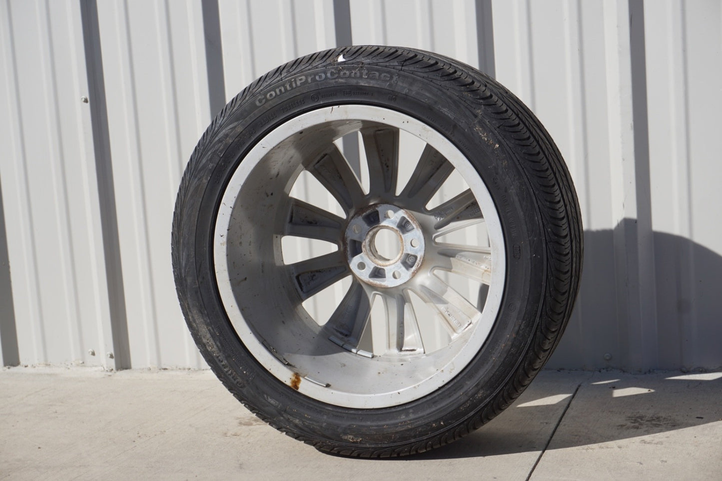 2008-2010 Audi A8 Quattro Wheel Rim  18  4E0601025BB OEM