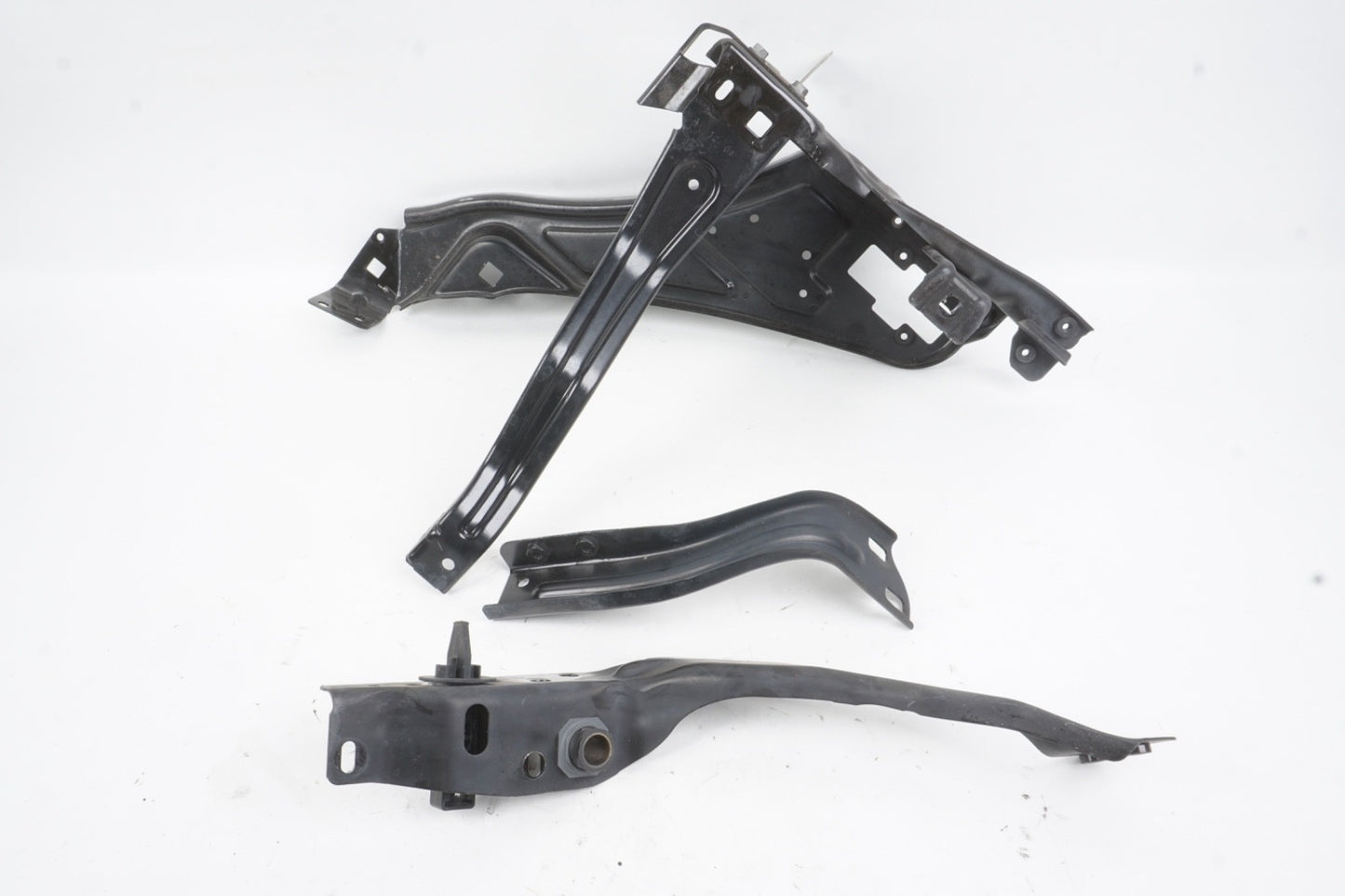 2014 - 2016 Mercedes W207 E350 Convertible Front Left Side Headlight Bracket