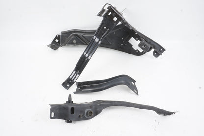 2014 - 2016 Mercedes W207 E350 Convertible Front Left Side Headlight Bracket