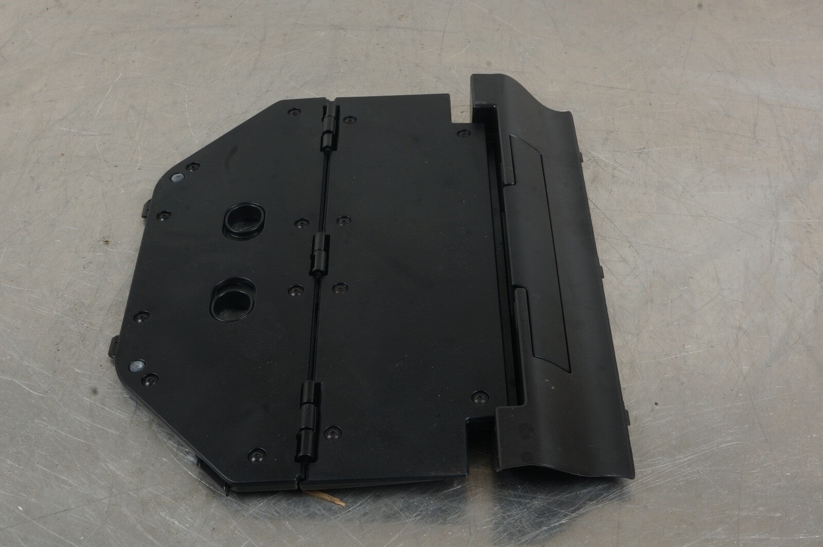 12 2012 BMW 335I OEM TRUNK ACCESS DOOR WITH TRIM 60930030
