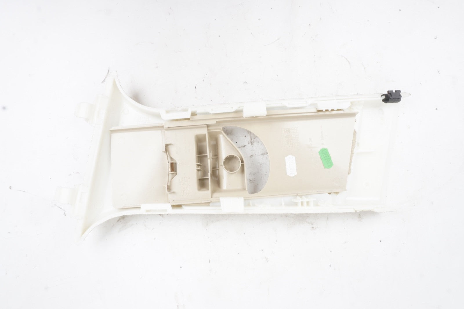 2008 - 2014 Mercedes C300 Front Right Interior Upper B Pillar Trim Cover Panel
