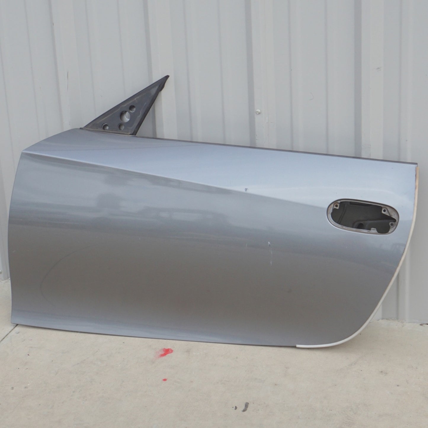 2003 - 2008 BMW Z4 E85 FRONT LEFT DRIVER DOOR SHELL  OEM