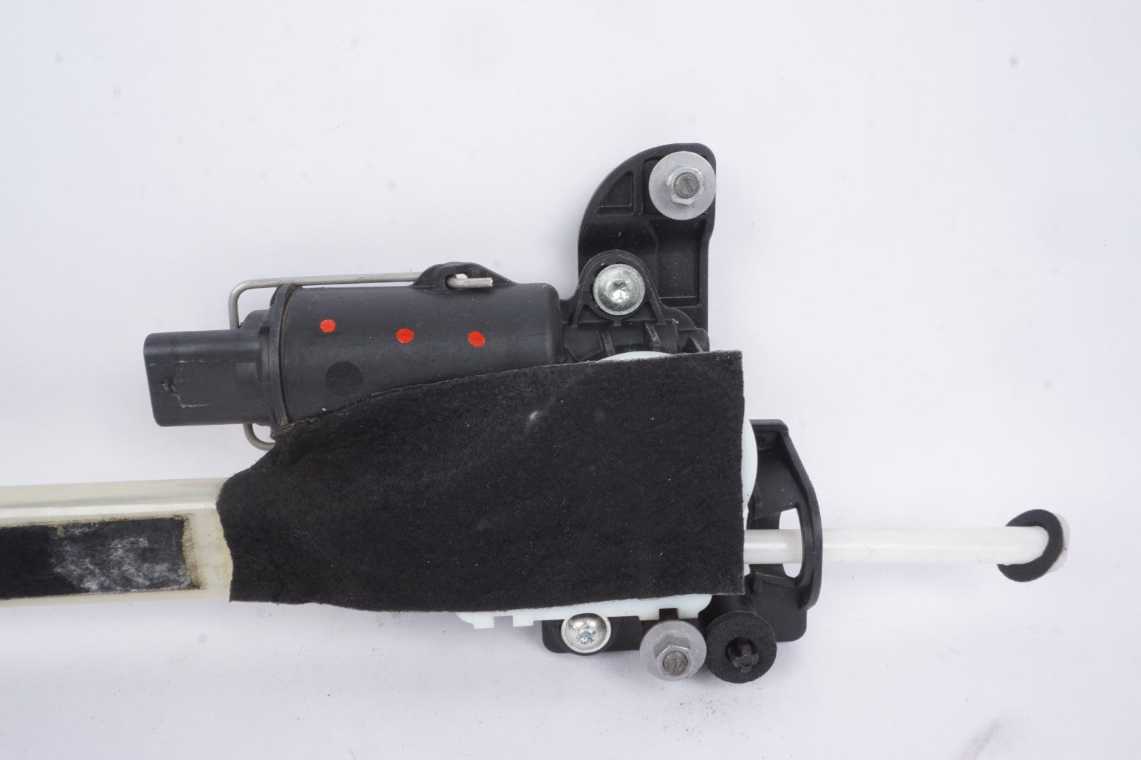 2011 -  2018 AUDI A8 QUATTRO LONG SHADE WINDOW BLIND MOTOR REAR LEFT OEM