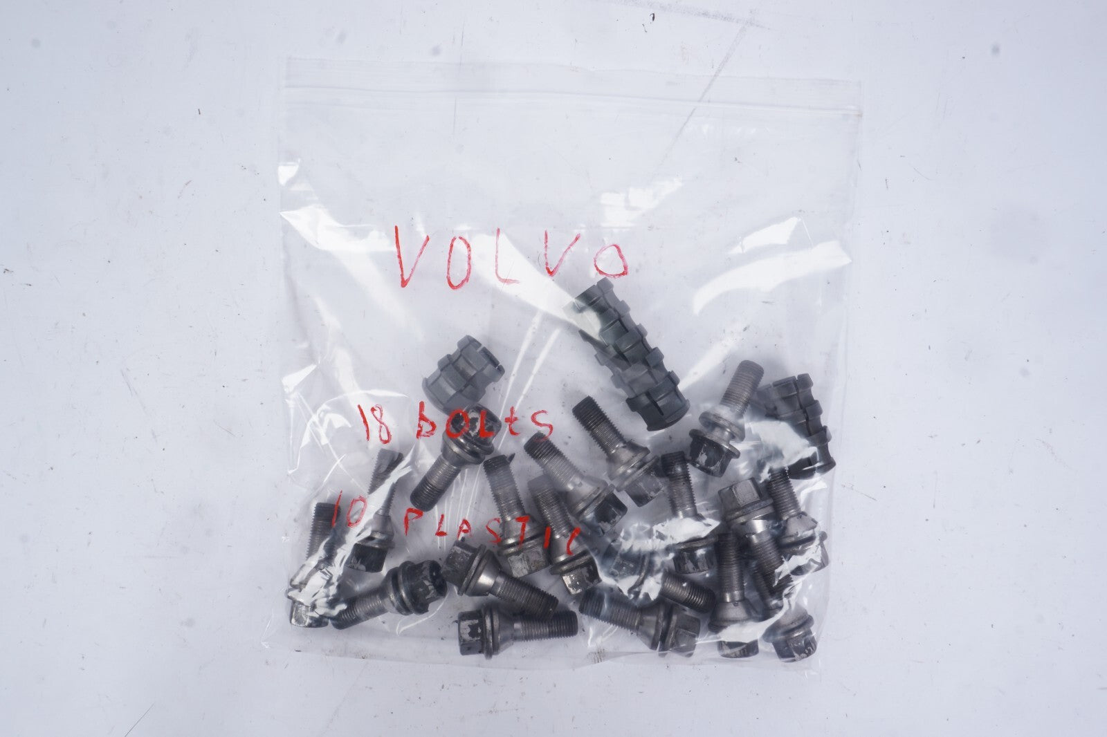 2021 - 2024 Polestar 2 Wheel Lug Bolt Set Of 18 OEM