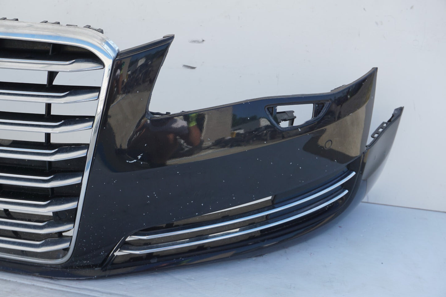 2011 - 2014 AUDI A8 A8L FRONT FBUMPER COVER W/ GRILLE   OEM