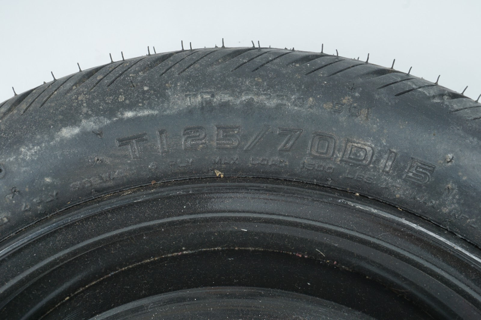 1987-1993 Cadillac Allante SPARE TIRE 125/70D15 OEM