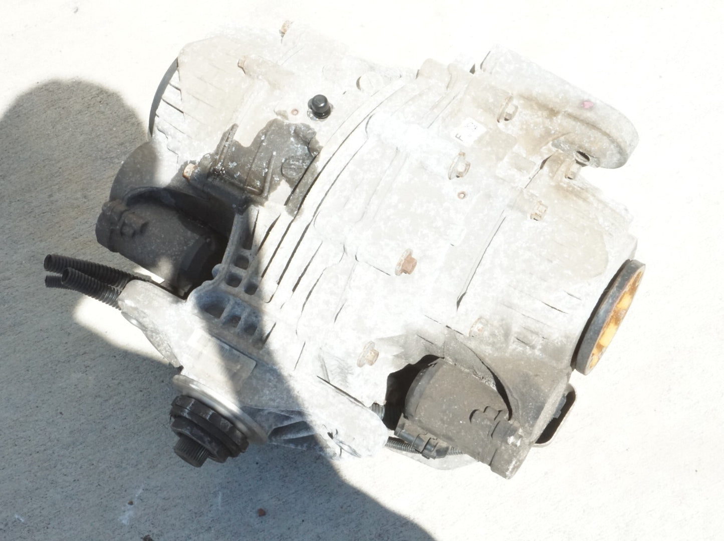 2008 - 2010 BMW X6 xDrive35I REAR DIFFERENTIAL CARRIER OEM